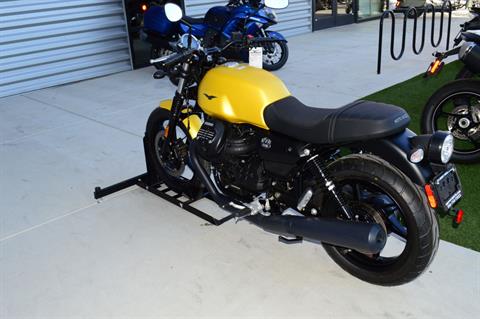 2022 Moto Guzzi V7 Stone in Elk Grove, California - Photo 8