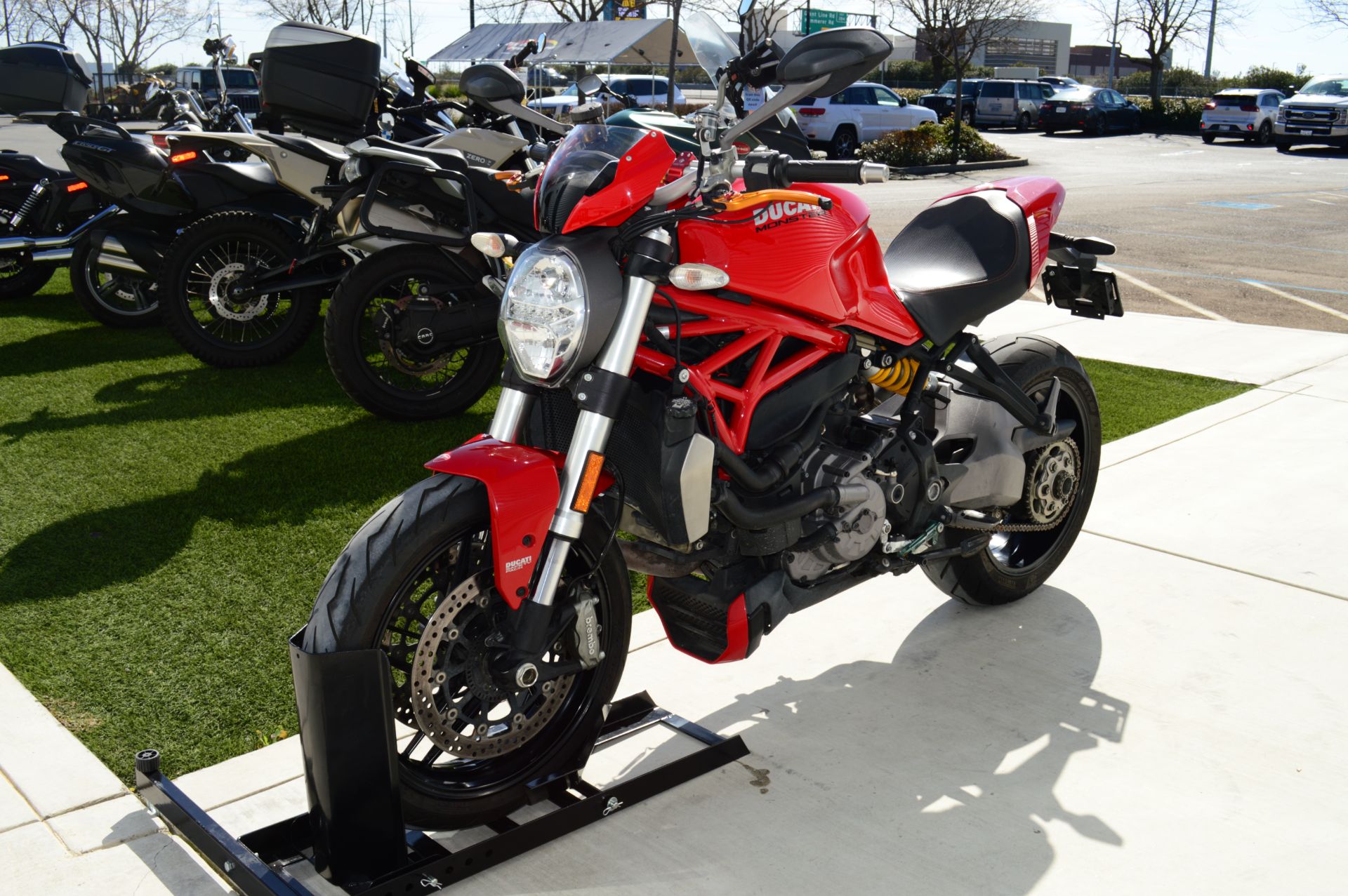2018 Ducati Monster 1200 S in Elk Grove, California - Photo 9