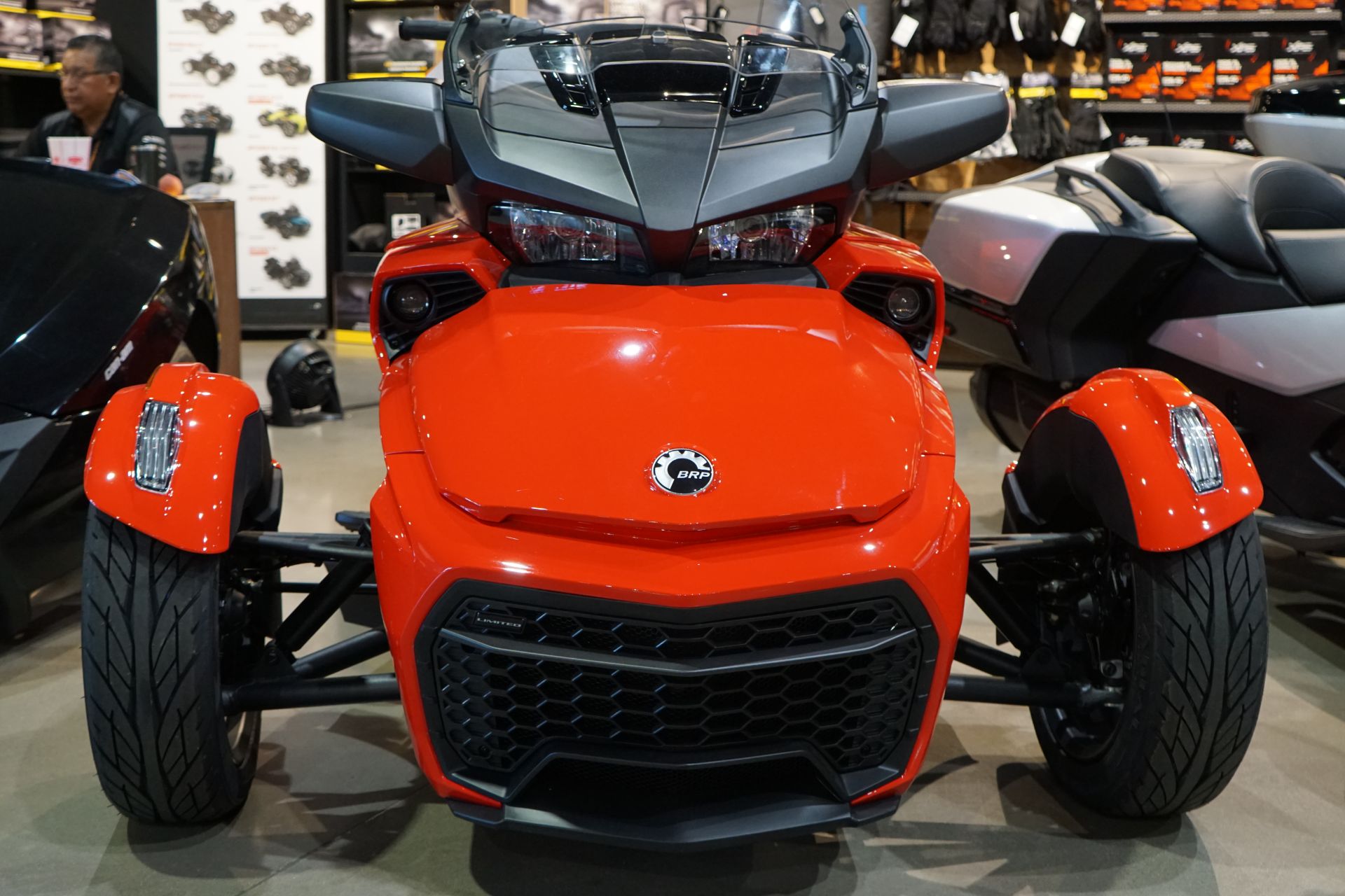 2022 Can-Am Spyder F3 Limited Special Series in Elk Grove, California - Photo 2