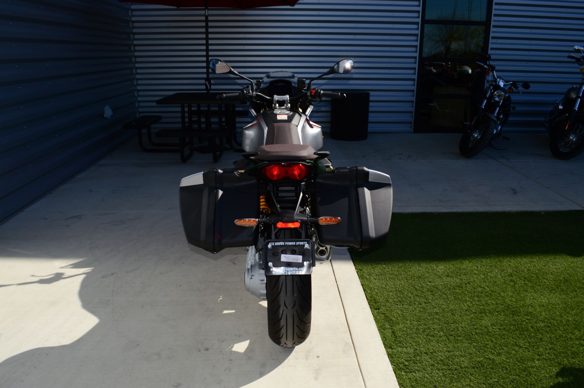 2024 Moto Guzzi V100 Mandello S in Elk Grove, California - Photo 6