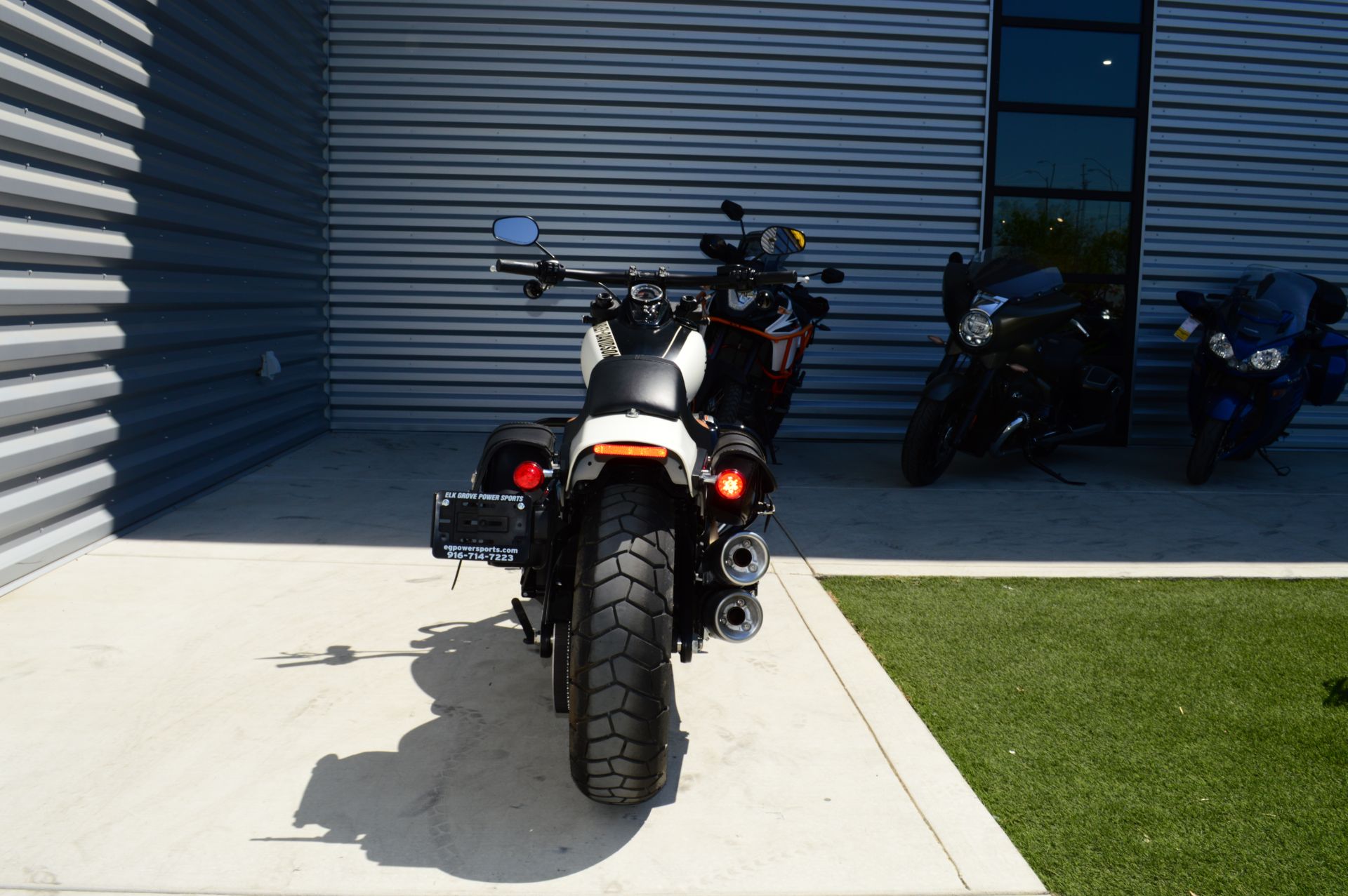 2018 Harley-Davidson Fat Bob® 107 in Elk Grove, California - Photo 8