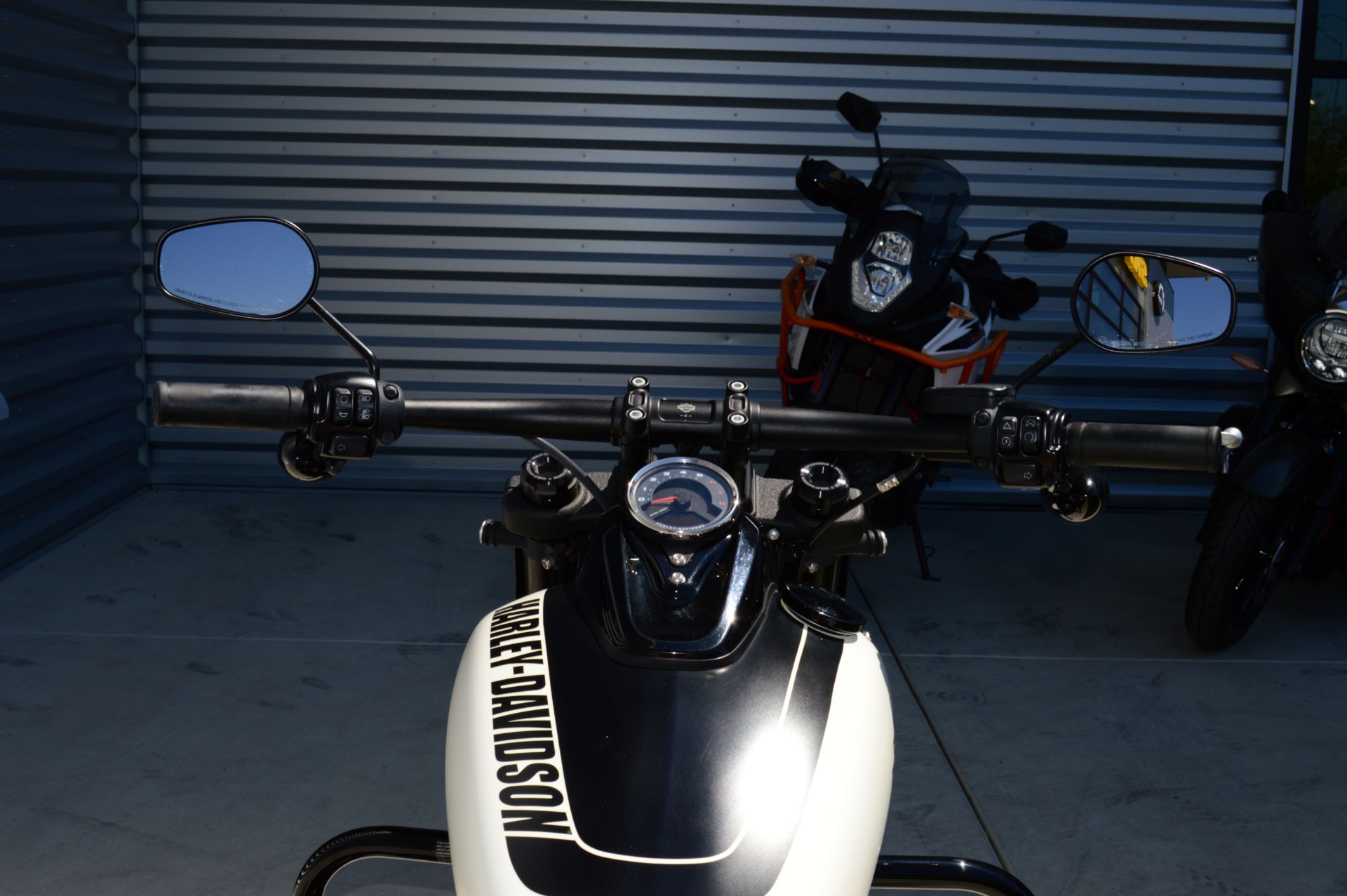 2018 Harley-Davidson Fat Bob® 107 in Elk Grove, California - Photo 16