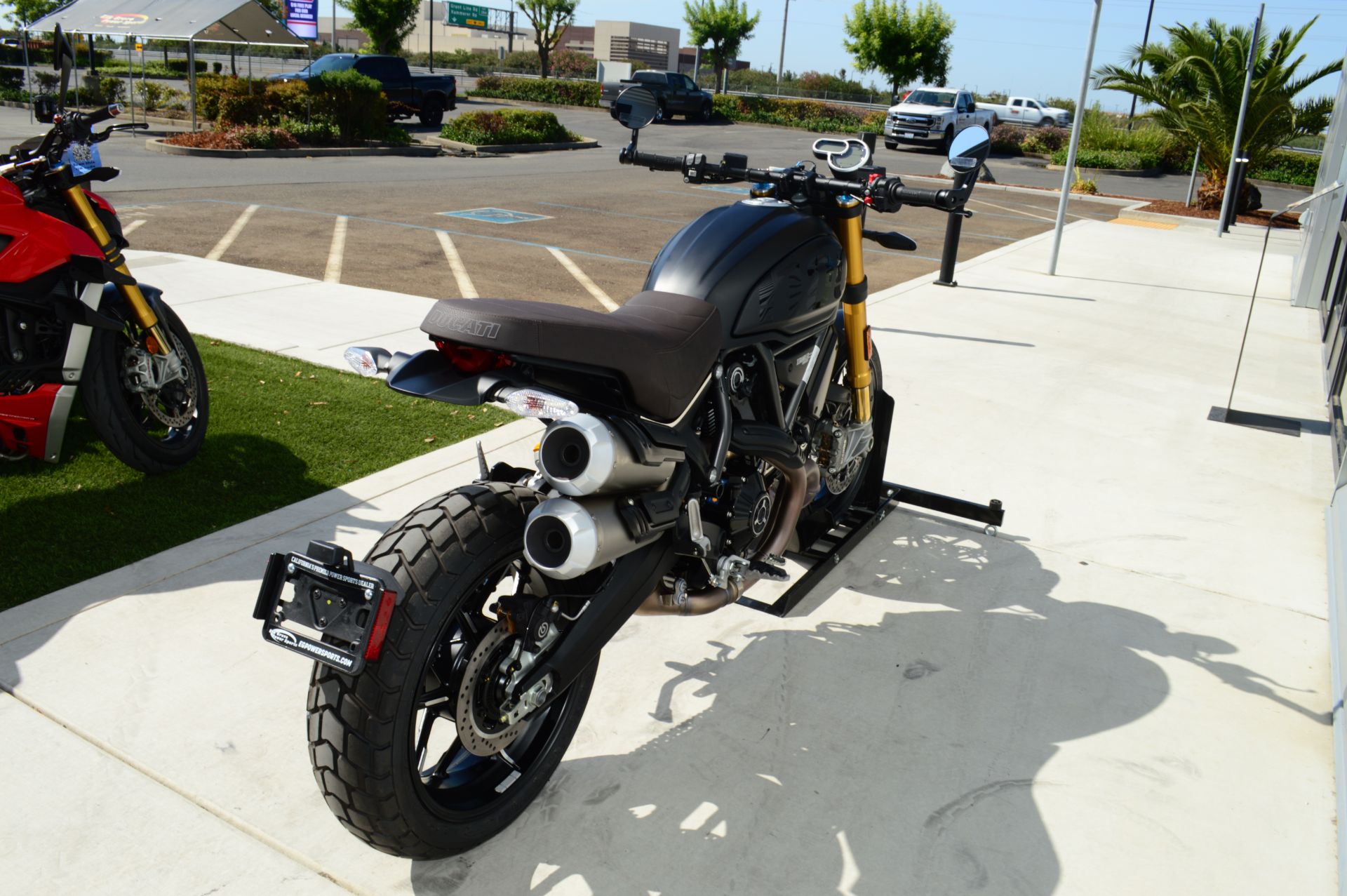 2025 Ducati Scrambler 1100 Sport PRO in Elk Grove, California - Photo 4