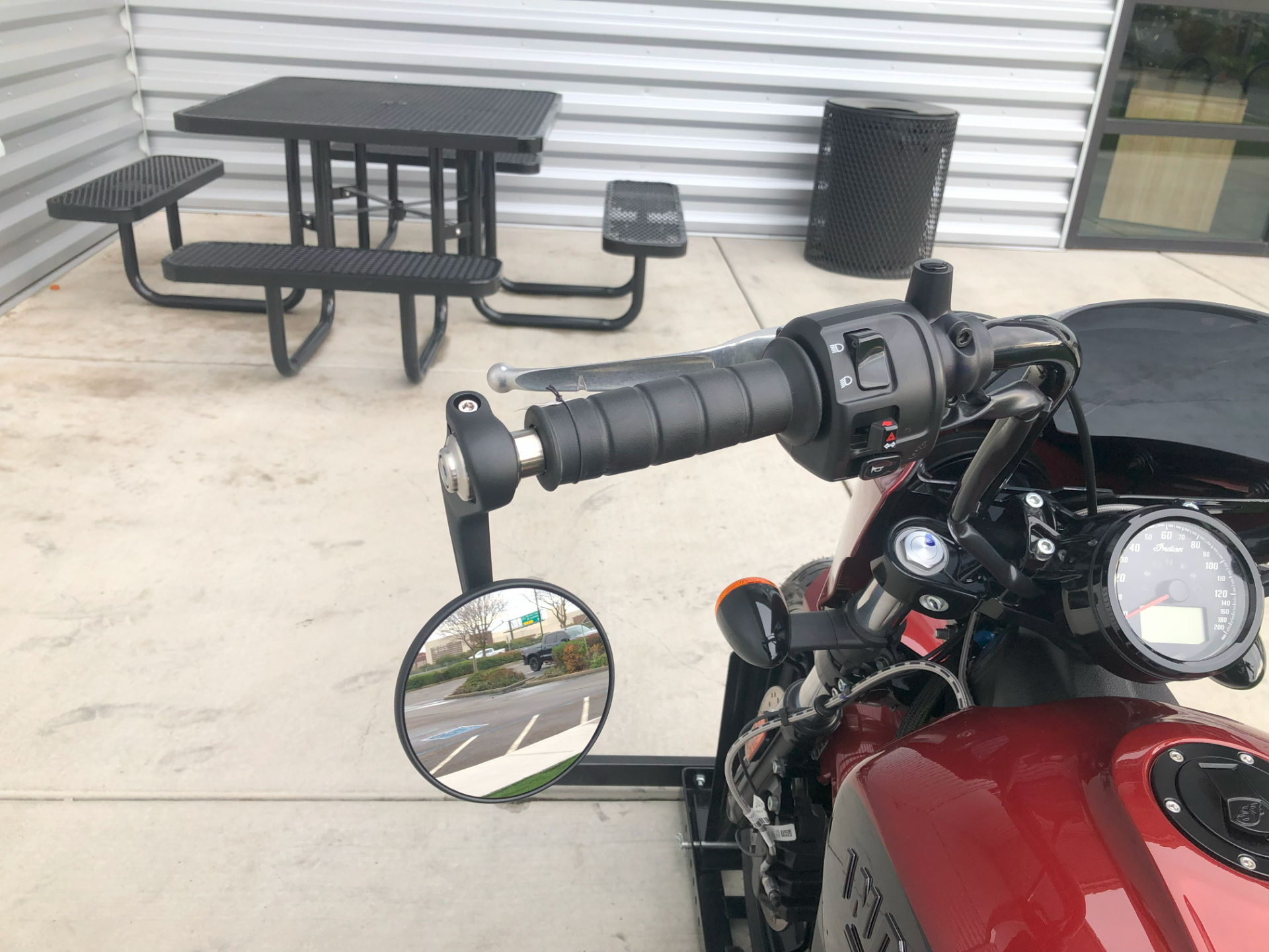 2024 Indian Motorcycle Scout® Rogue ABS Icon in Elk Grove, California - Photo 11