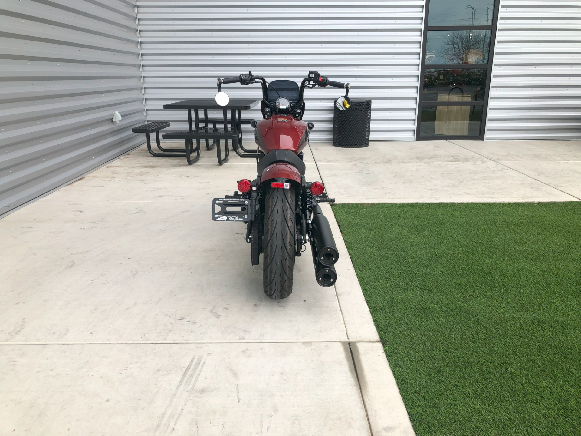 2024 Indian Motorcycle Scout® Rogue ABS Icon in Elk Grove, California - Photo 6