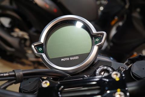 2022 Moto Guzzi V7 Stone E5 in Elk Grove, California - Photo 7