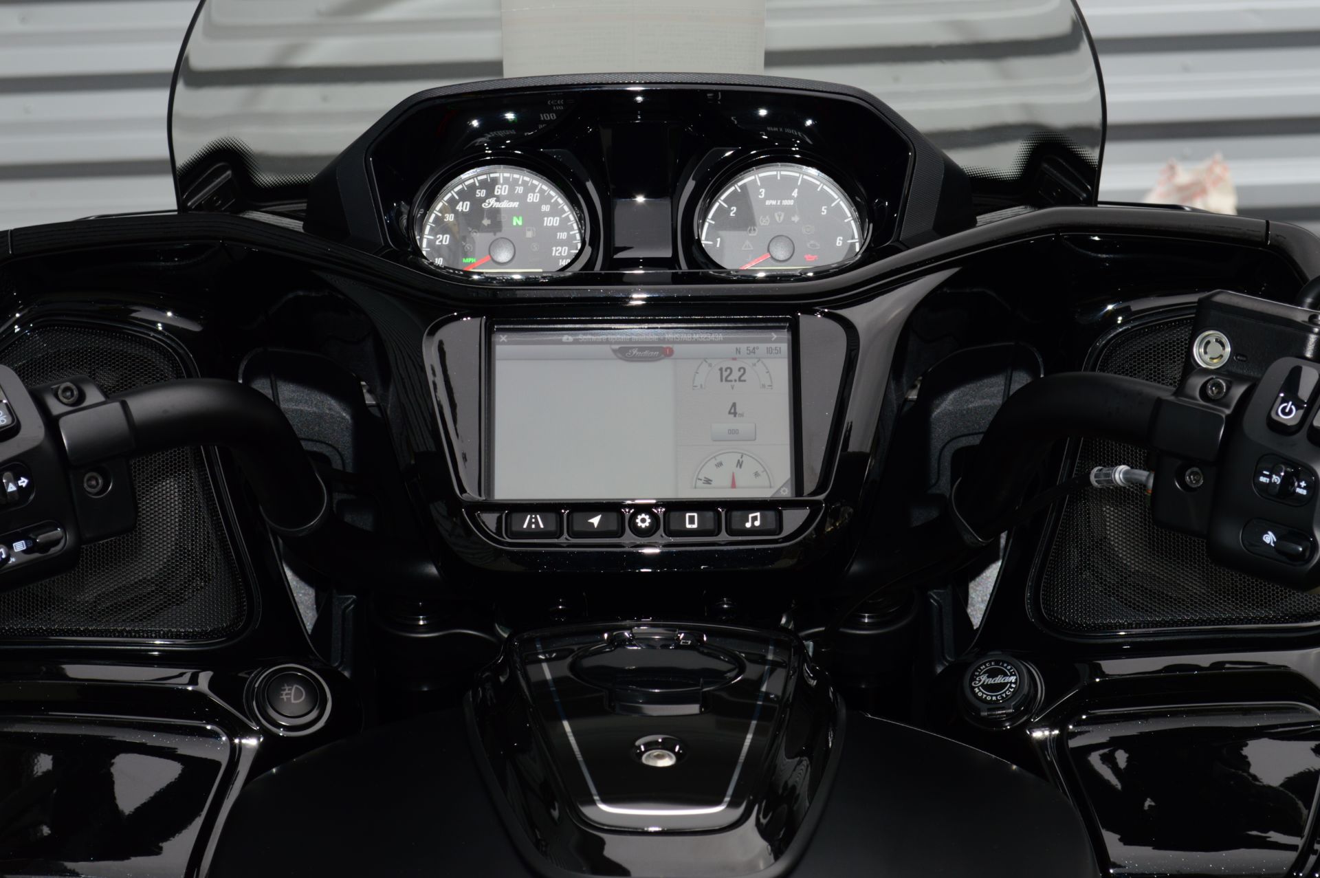 2024 Indian Motorcycle Pursuit® Dark Horse® with PowerBand Audio Package in Elk Grove, California - Photo 12