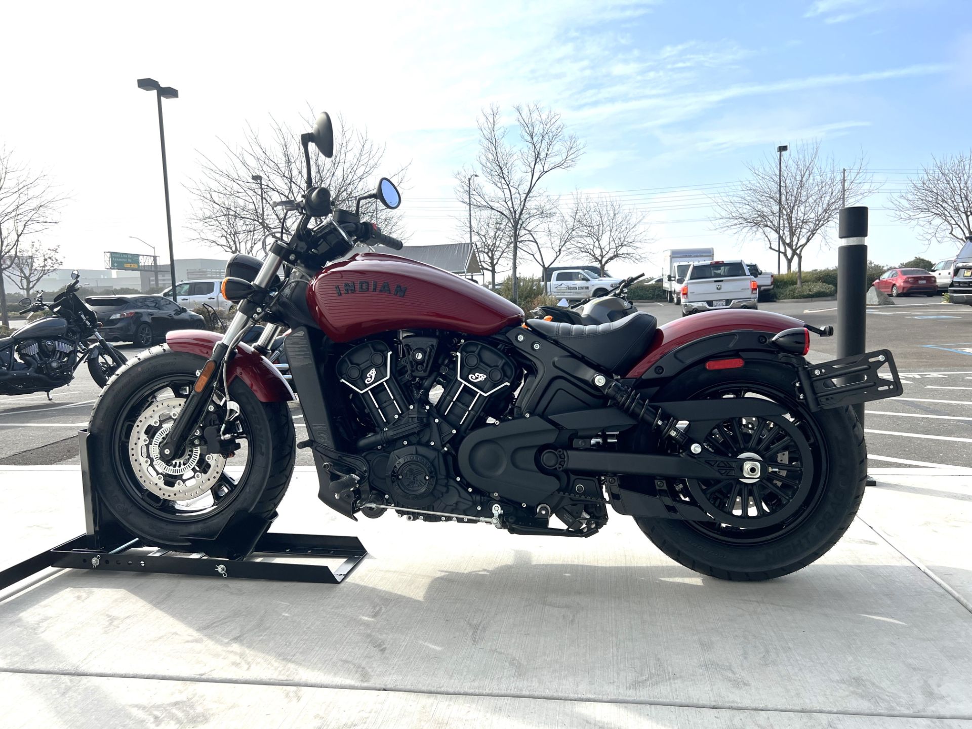 2023 Indian Motorcycle Scout® Bobber Sixty ABS in Elk Grove, California - Photo 2