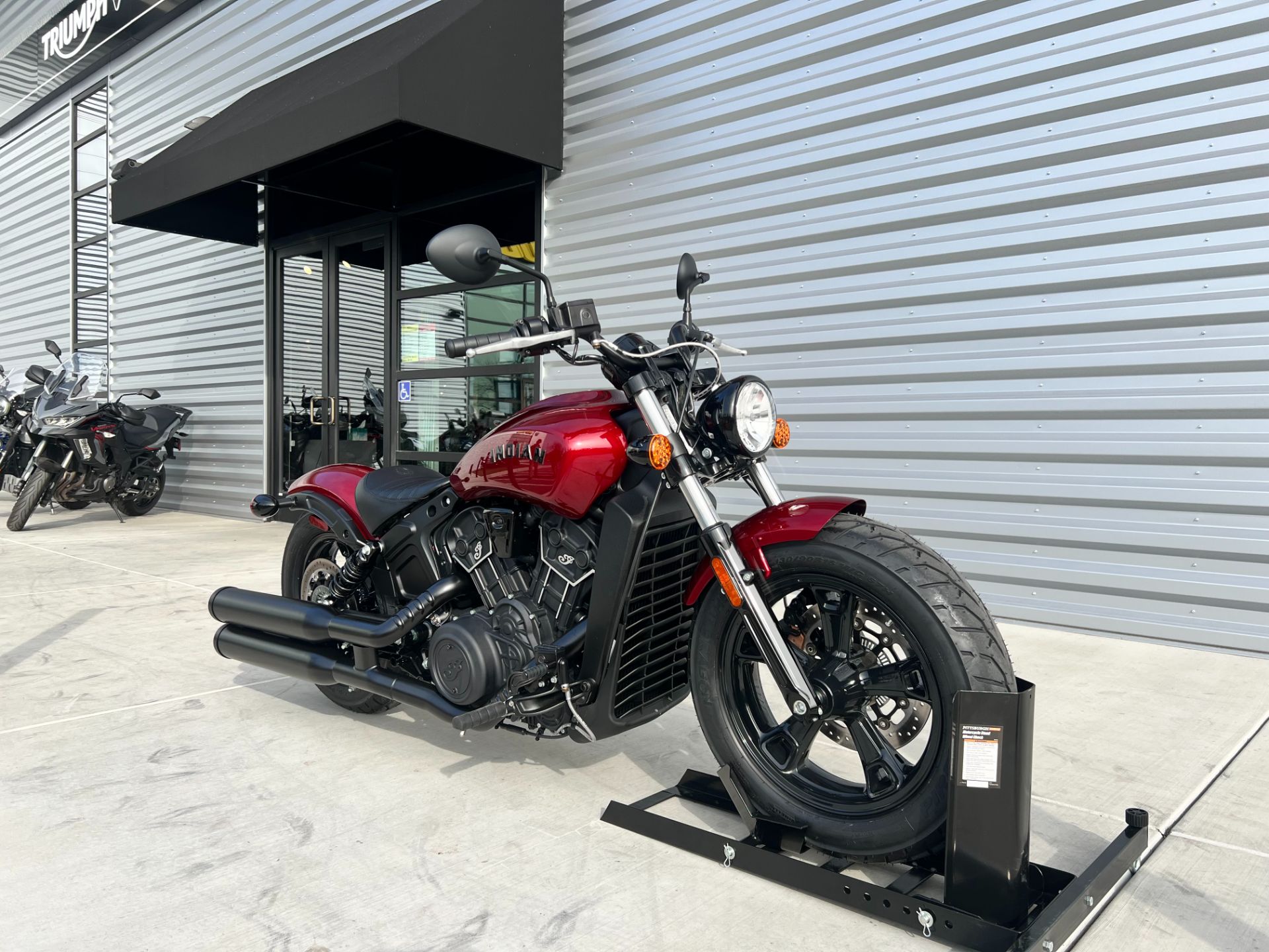 2023 Indian Motorcycle Scout® Bobber Sixty ABS in Elk Grove, California - Photo 3