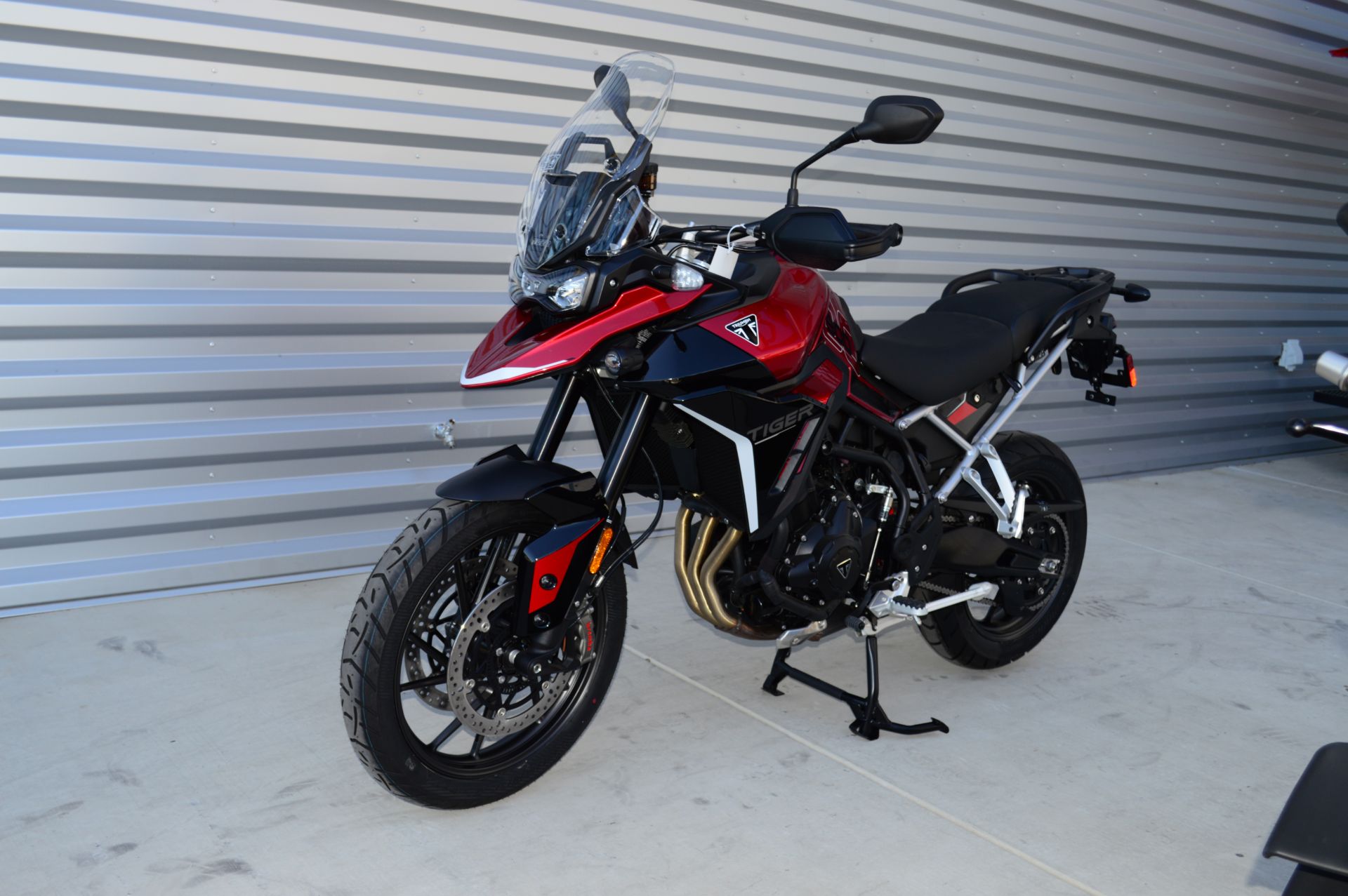 2024 Triumph Tiger 900 GT Pro in Elk Grove, California - Photo 3