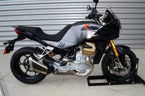 2023 Moto Guzzi V100 Mandello S in Elk Grove, California - Photo 4