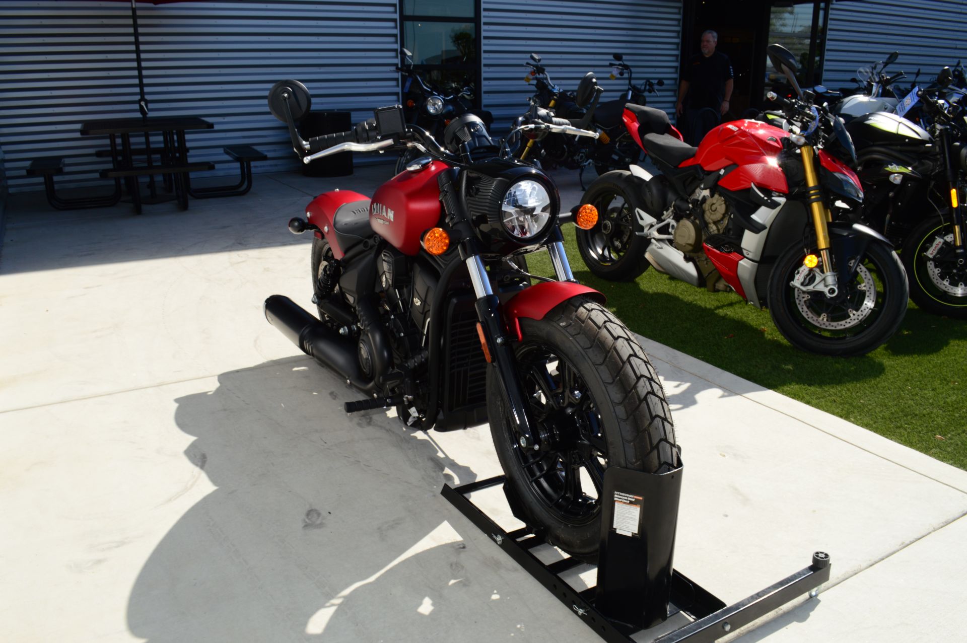 2025 Indian Motorcycle Scout® Bobber Limited in Elk Grove, California - Photo 3