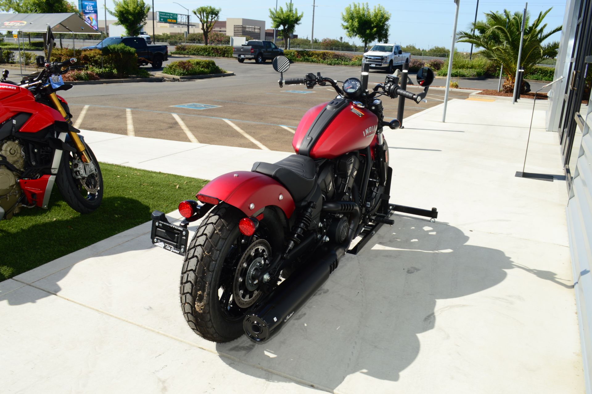 2025 Indian Motorcycle Scout® Bobber Limited in Elk Grove, California - Photo 4