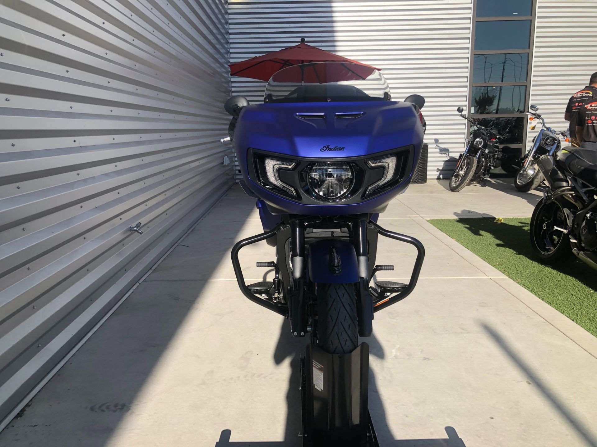 2024 Indian Motorcycle Challenger® Dark Horse® in Elk Grove, California - Photo 2