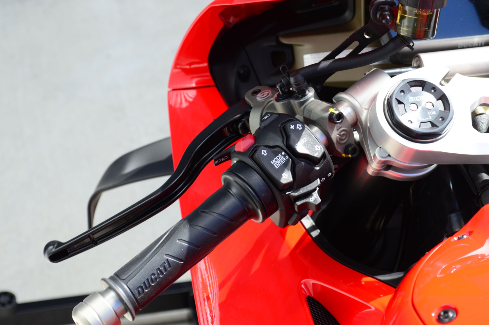 2023 Ducati Panigale V4 in Elk Grove, California - Photo 18