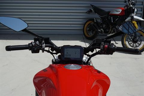 2023 Ducati Diavel V4 in Elk Grove, California - Photo 15