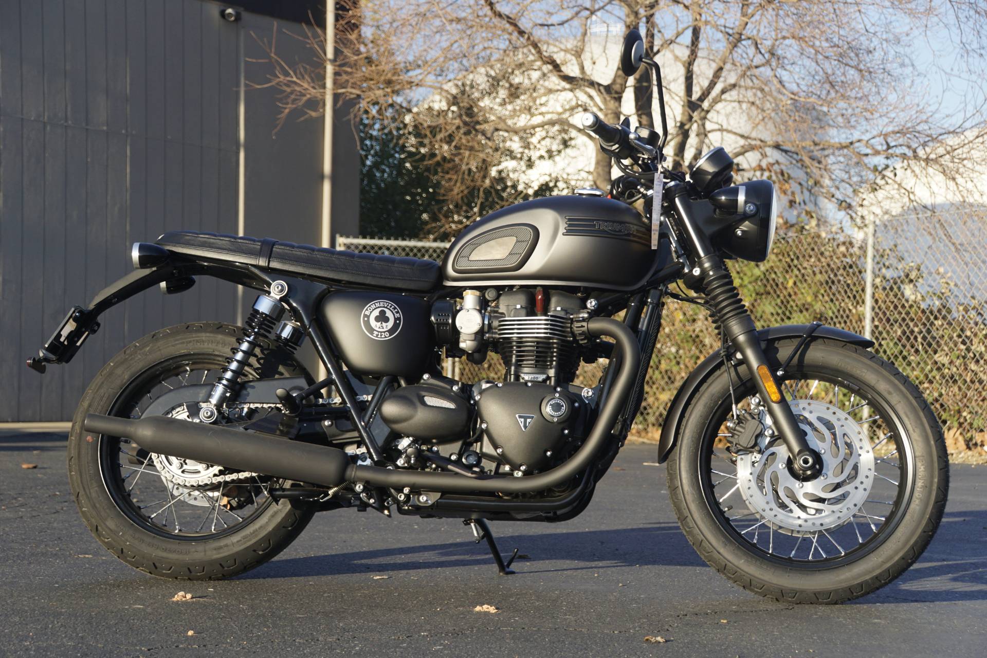 triumph bonneville near me