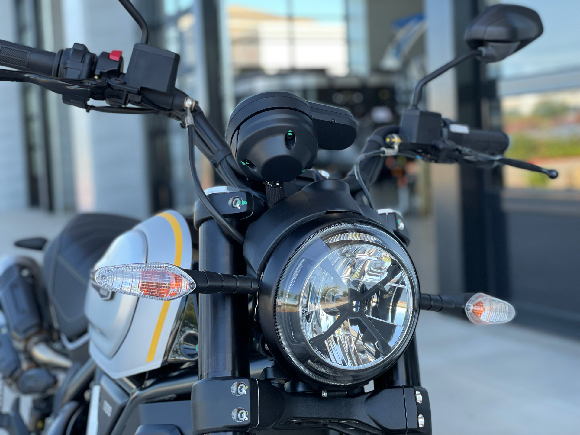 2021 Ducati Scrambler 1100 PRO in Elk Grove, California - Photo 8