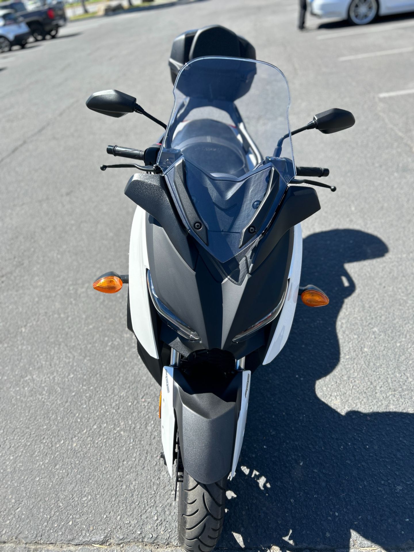 2018 Yamaha XMAX in Hollister, California - Photo 3