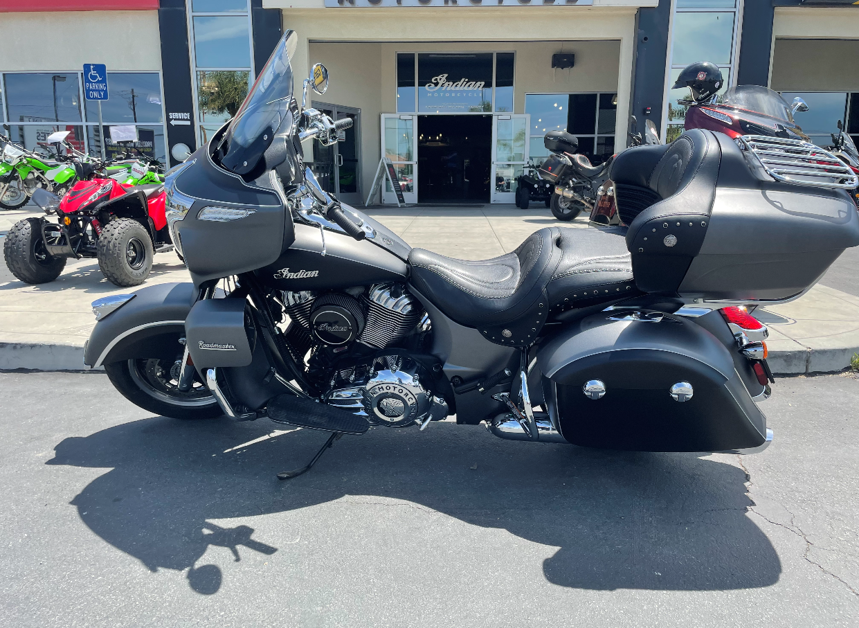 2019 Indian Roadmaster® ABS in Hollister, California - Photo 2