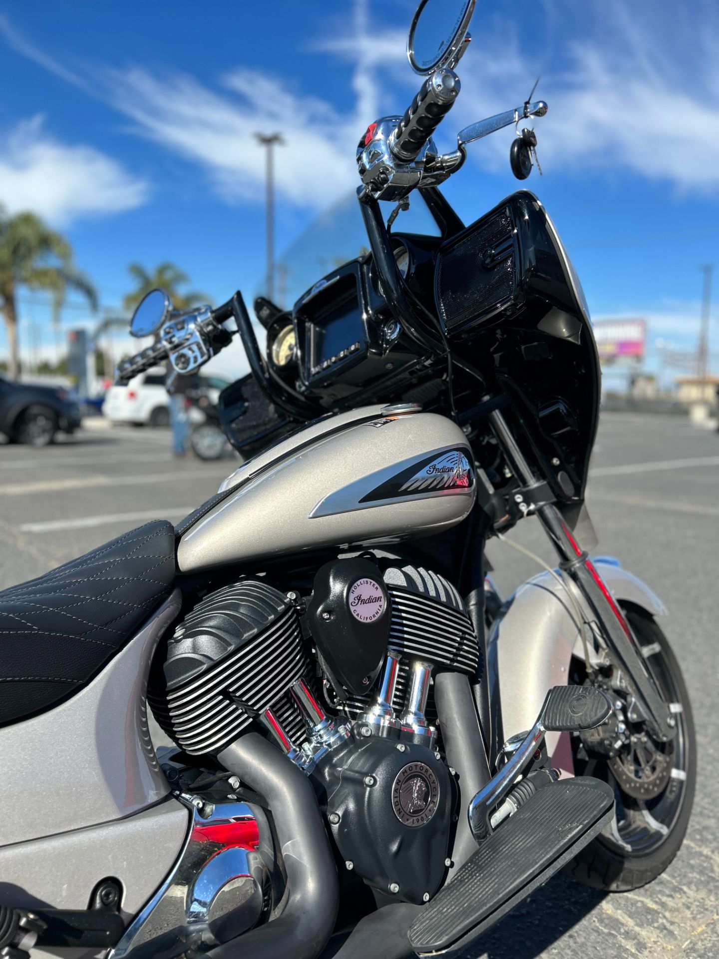 2017 Indian Motorcycle Chieftain® in Hollister, California - Photo 5