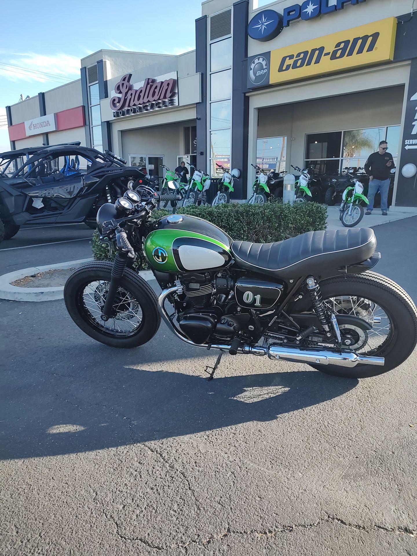 2019 Kawasaki W800 Cafe in Hollister, California - Photo 2
