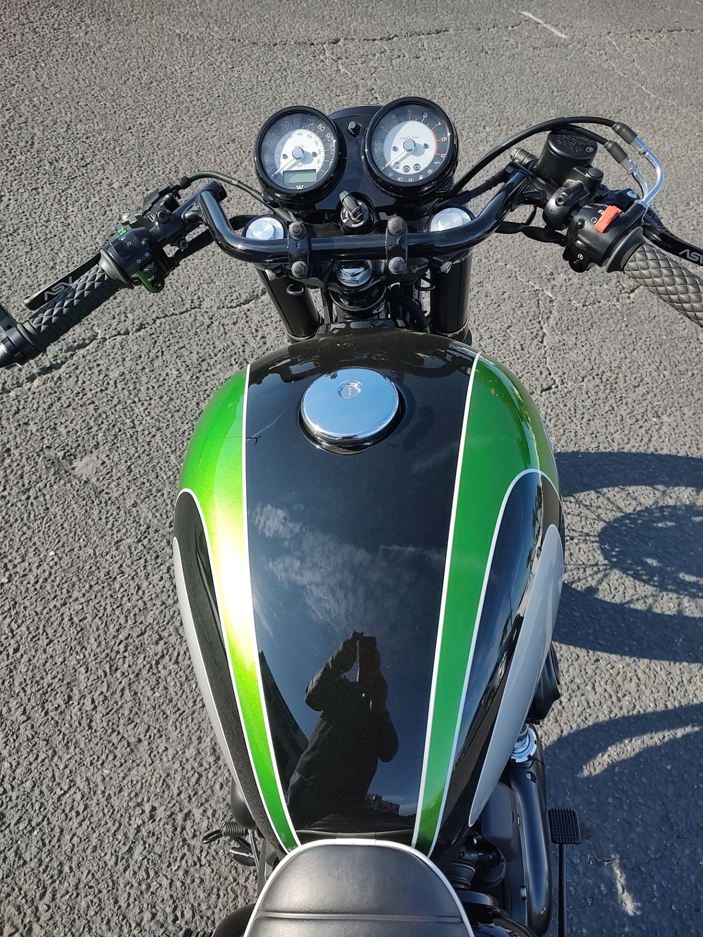 2019 Kawasaki W800 Cafe in Hollister, California - Photo 4