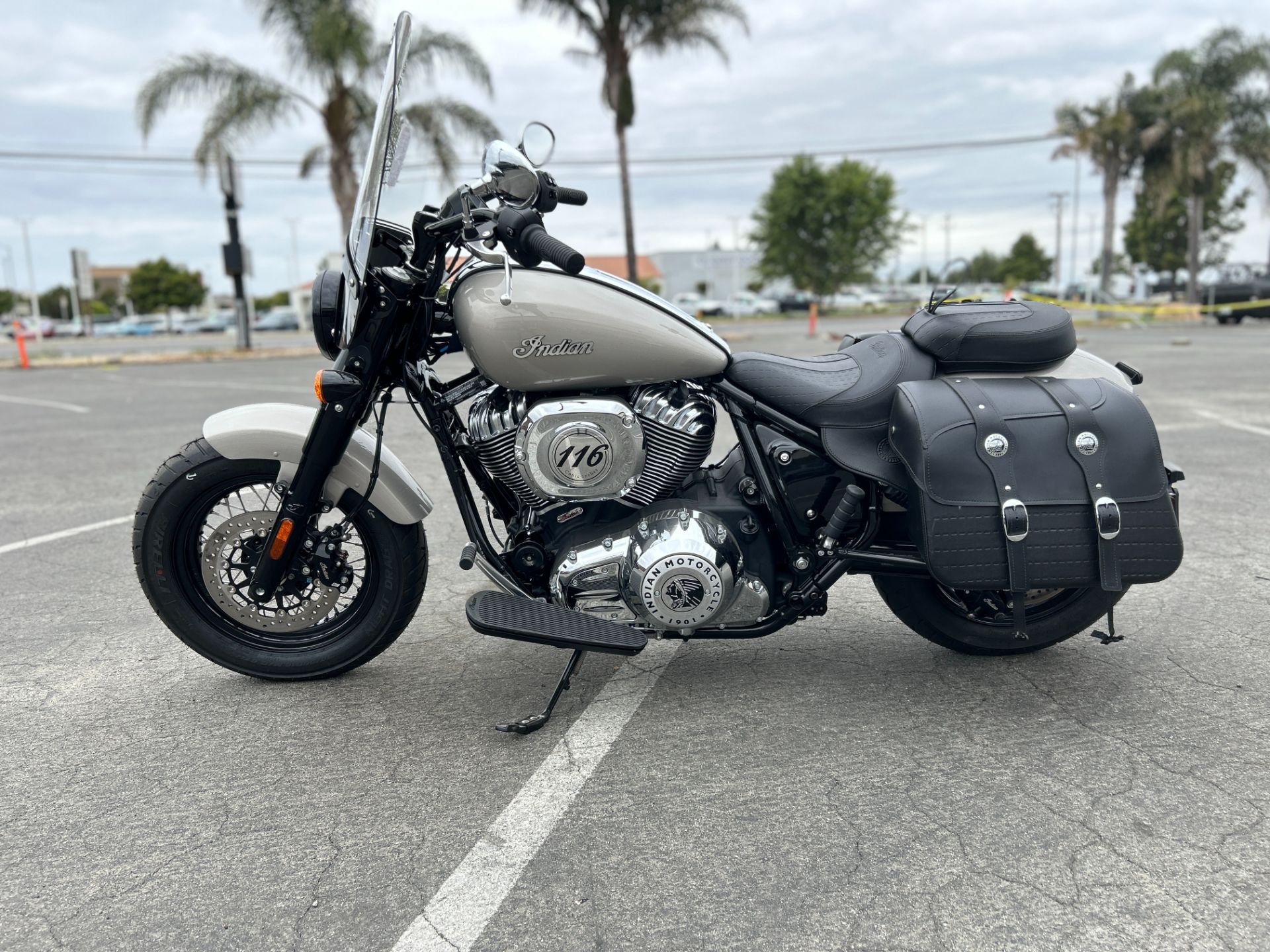 2023 Indian Motorcycle Super Chief Limited ABS in Hollister, California - Photo 2