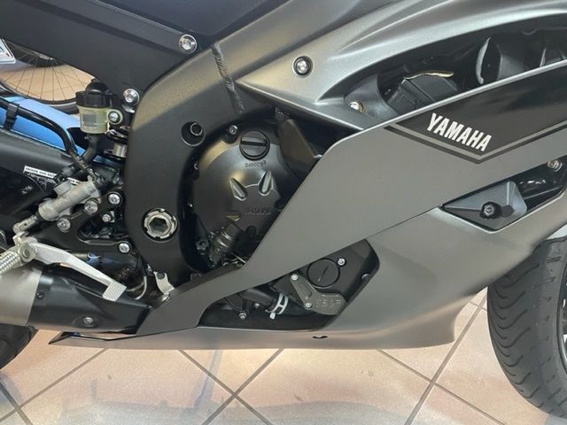 2016 Yamaha YZF-R6 in San Marcos, California - Photo 7