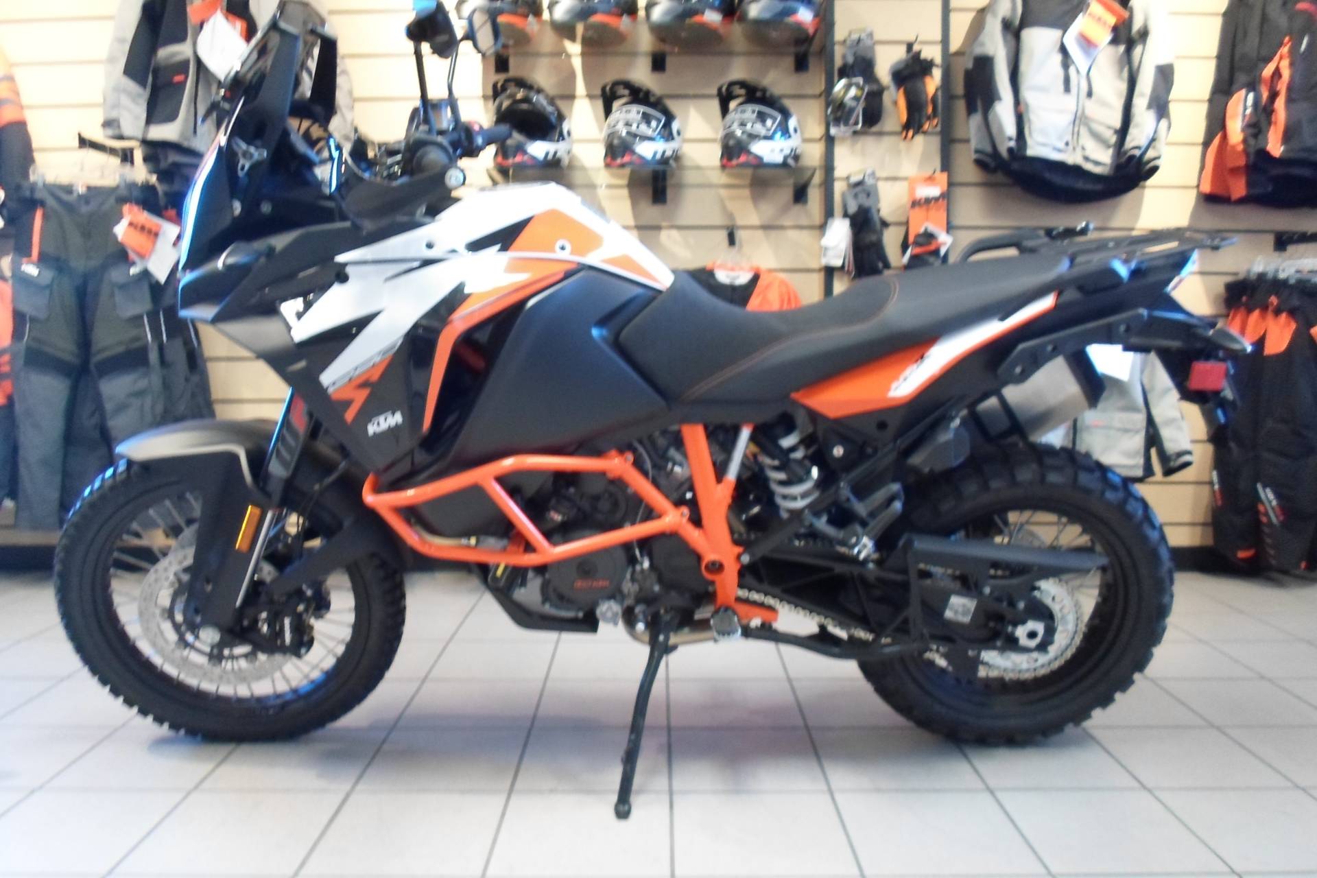 ktm 760 adventure