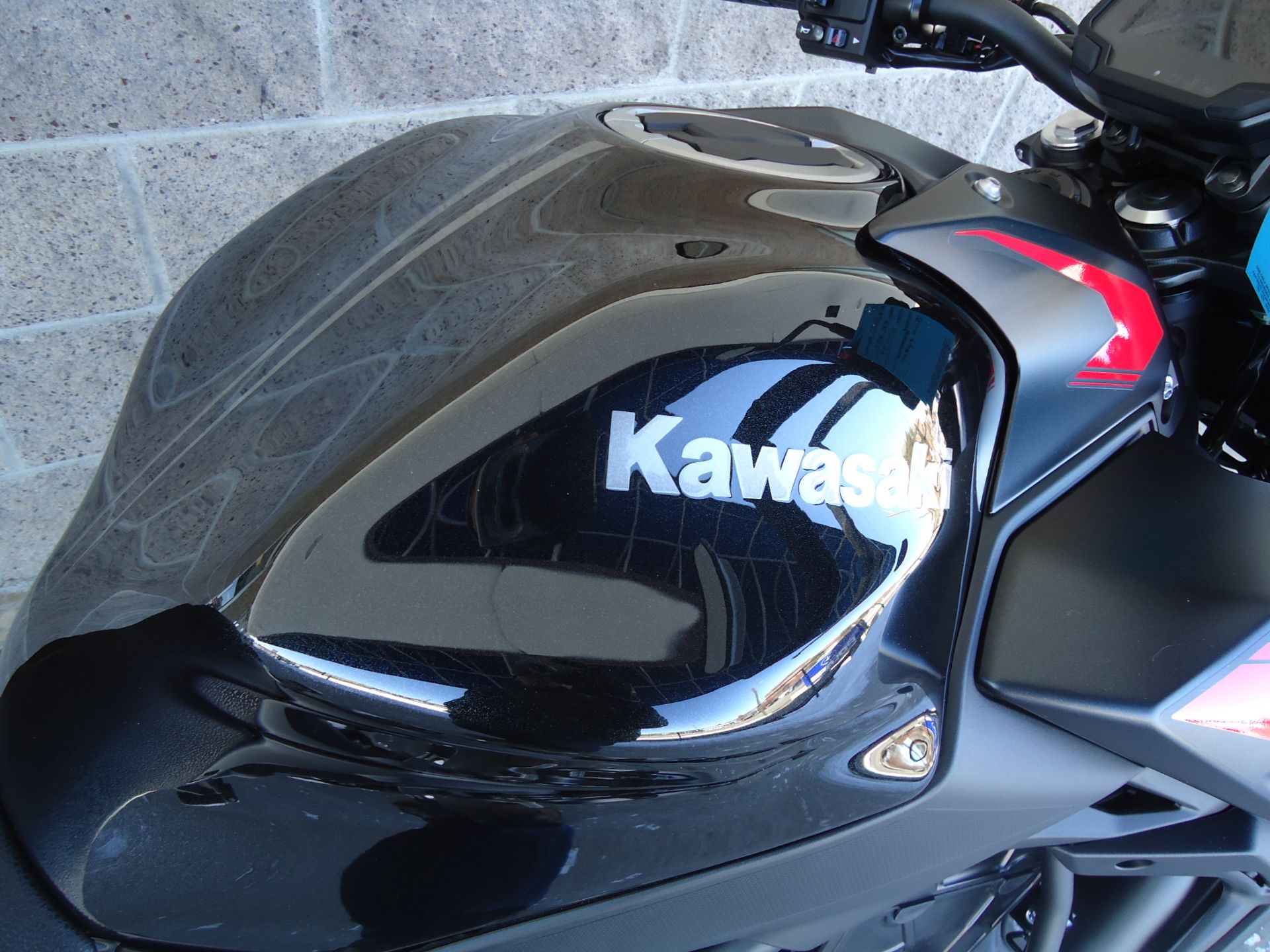 2023 Kawasaki Z650 in Denver, Colorado - Photo 14