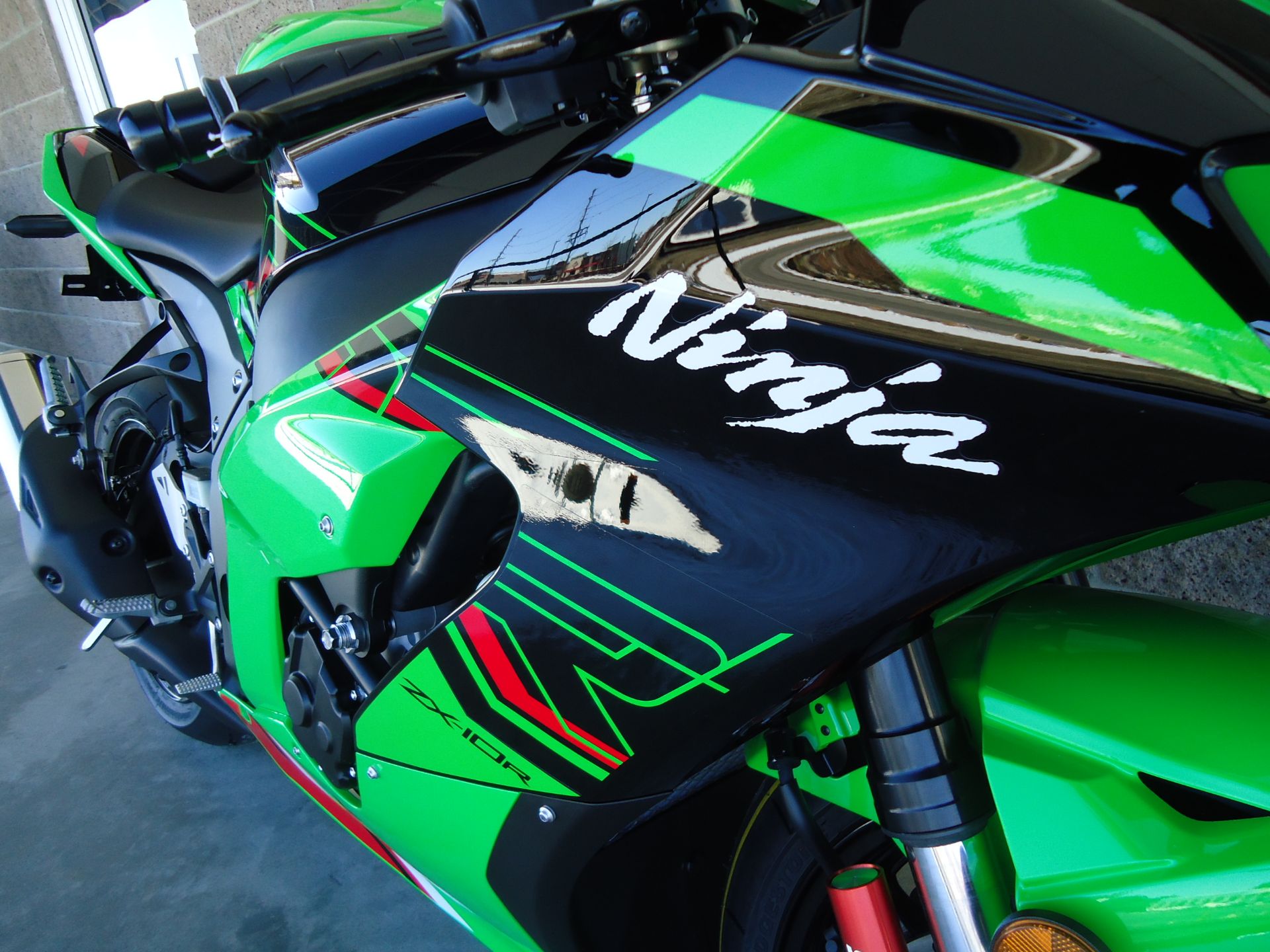 2023 Kawasaki Ninja ZX-10R KRT Edition in Denver, Colorado - Photo 7