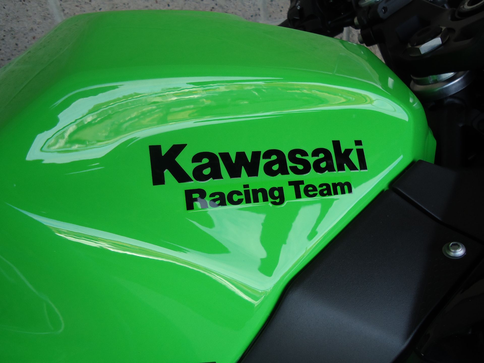 2022 Kawasaki Ninja 400 ABS KRT Edition in Denver, Colorado - Photo 13