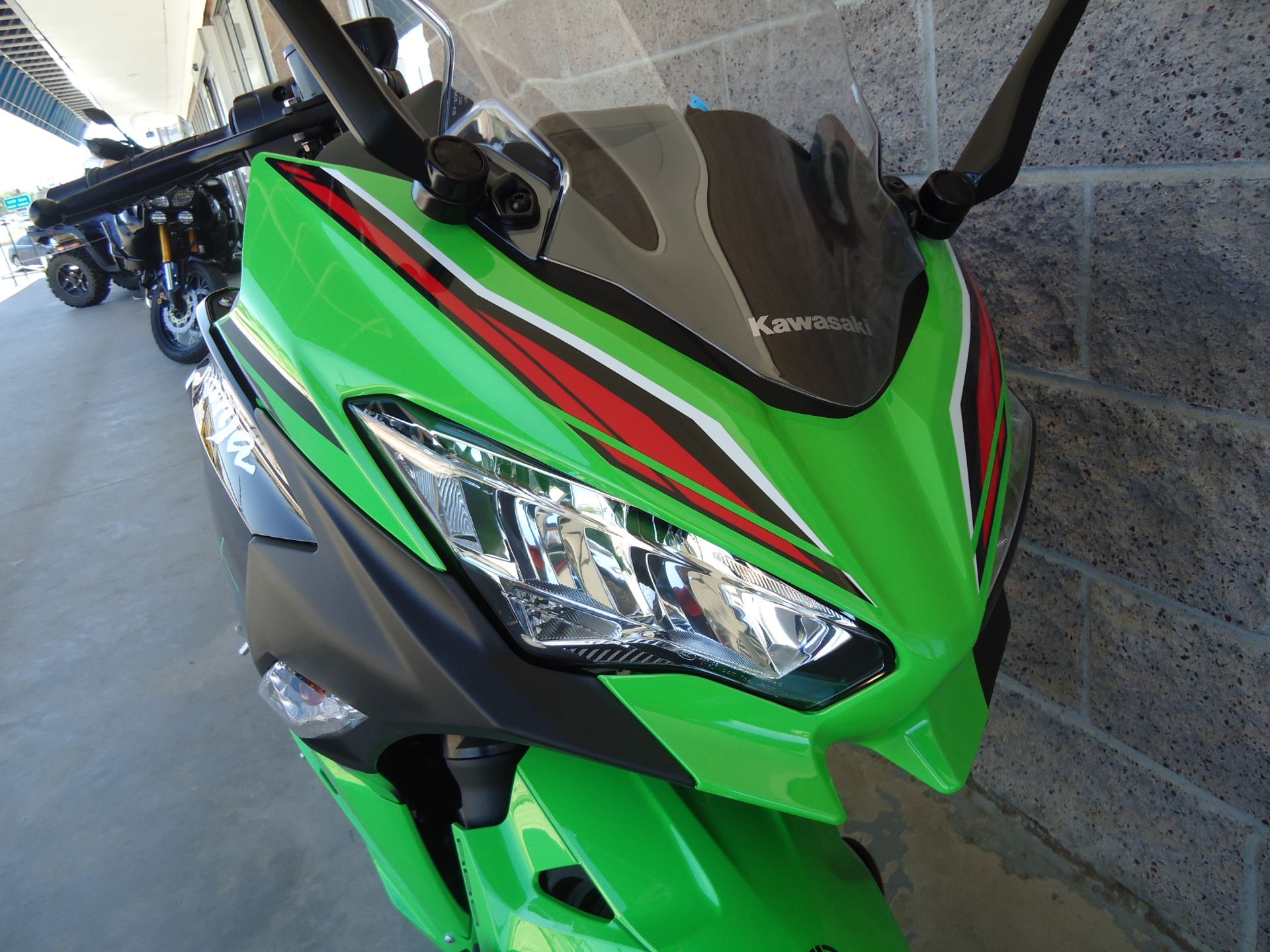 2023 Kawasaki Ninja 400 KRT Edition in Denver, Colorado - Photo 3