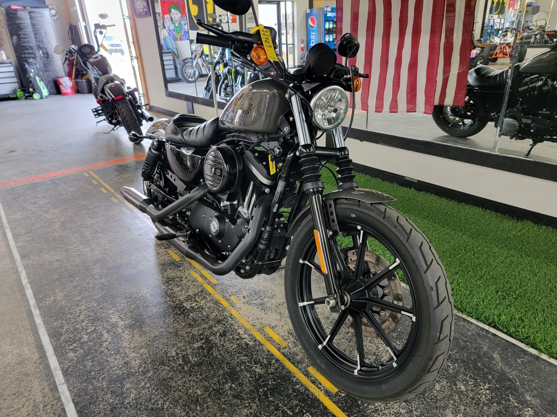 2019 Harley-Davidson Iron 883™ in Blacksburg, South Carolina - Photo 2