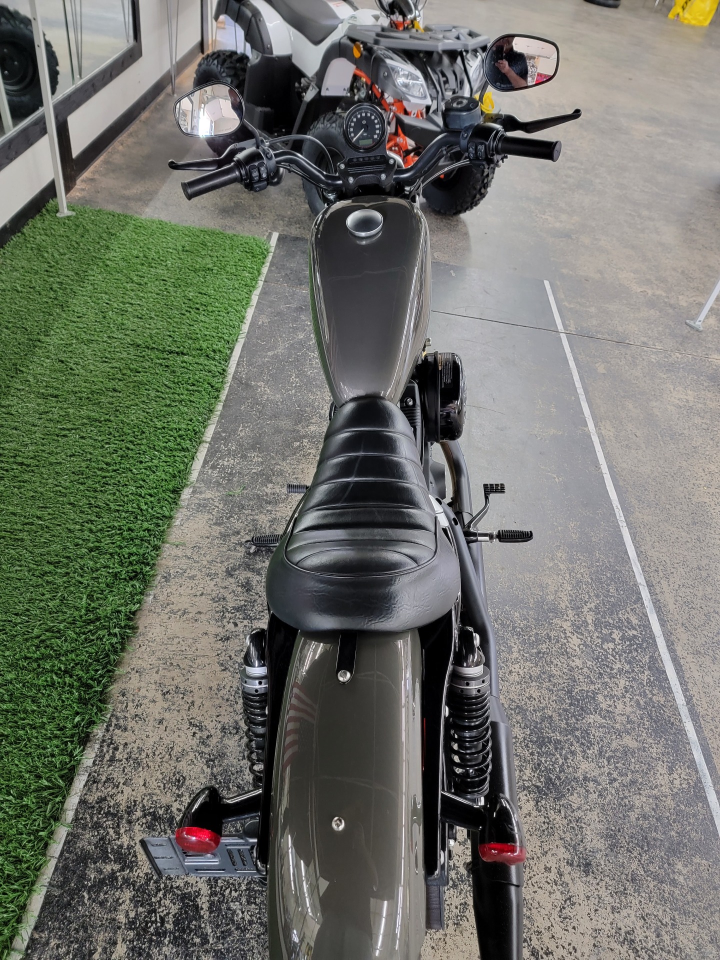 2019 Harley-Davidson Iron 883™ in Blacksburg, South Carolina - Photo 9