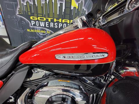 2010 Harley-Davidson Electra Glide® Ultra Limited in Blacksburg, South Carolina - Photo 12