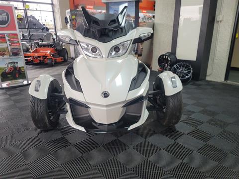 2019 Can-Am Spyder RT in Jesup, Georgia - Photo 2