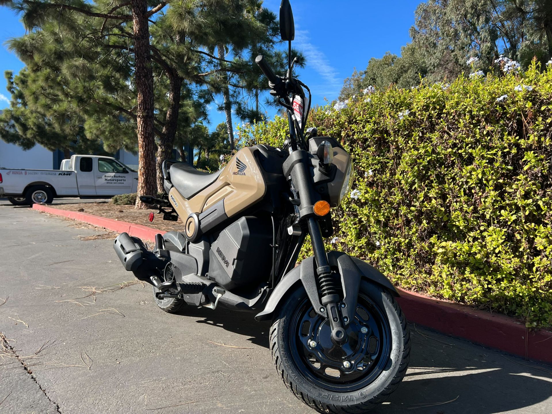 2022 Honda Navi in Goleta, California - Photo 3