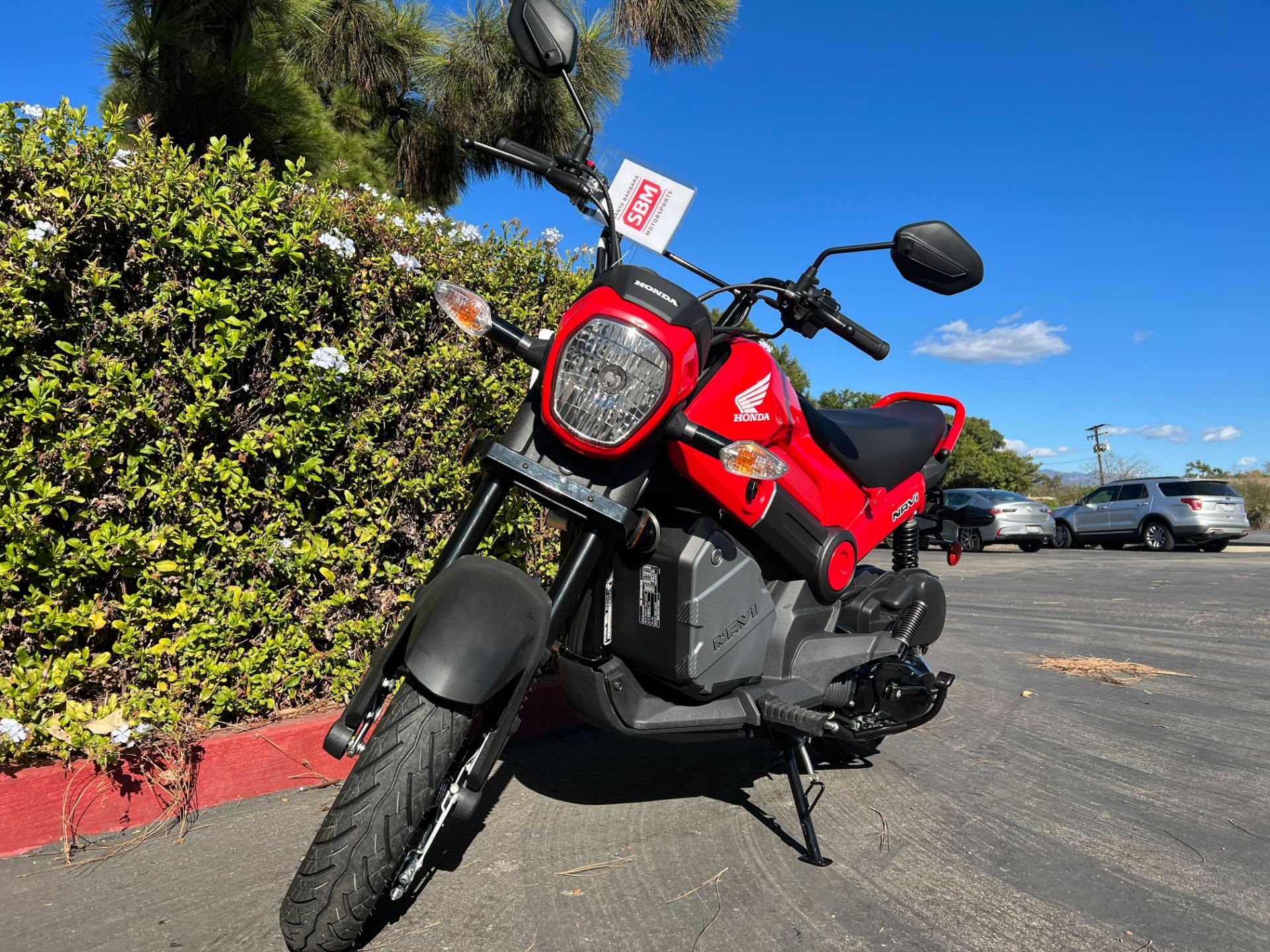 2022 Honda Navi in Goleta, California - Photo 4