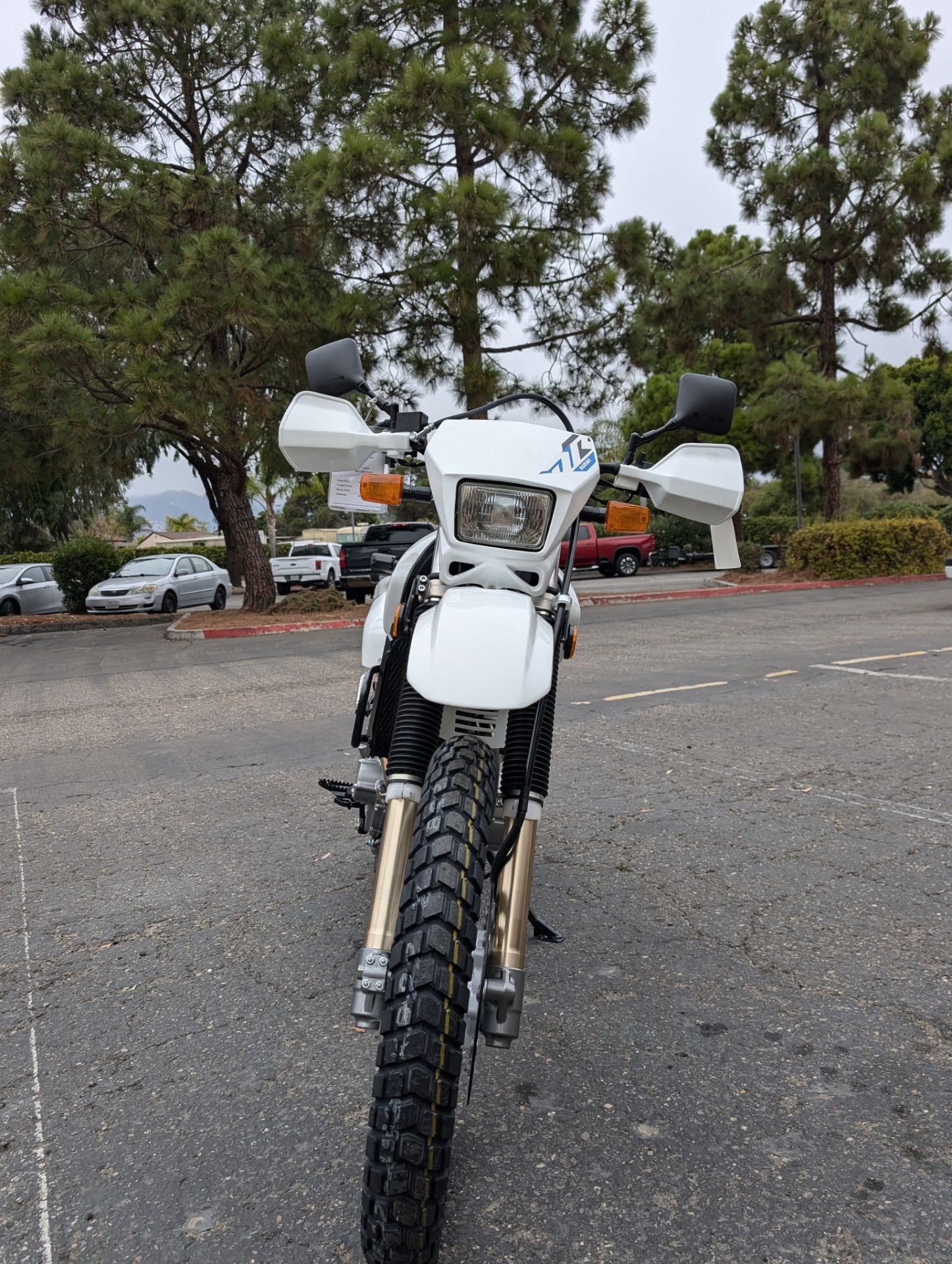 2025 Suzuki DR650S in Goleta, California - Photo 4