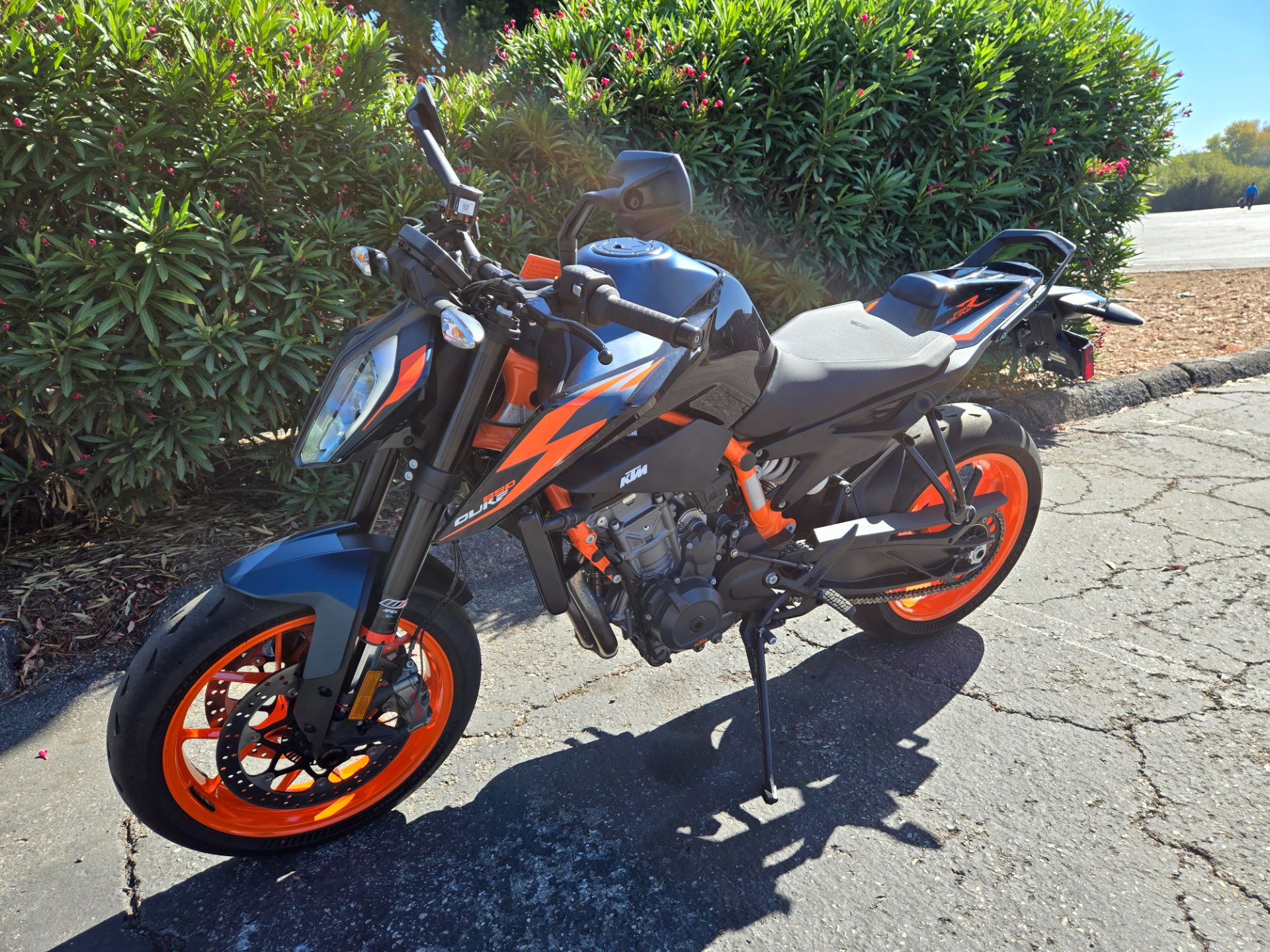 2023 KTM 890 Duke R in Goleta, California - Photo 2