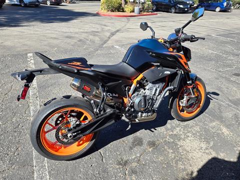 2023 KTM 890 Duke R in Goleta, California - Photo 4