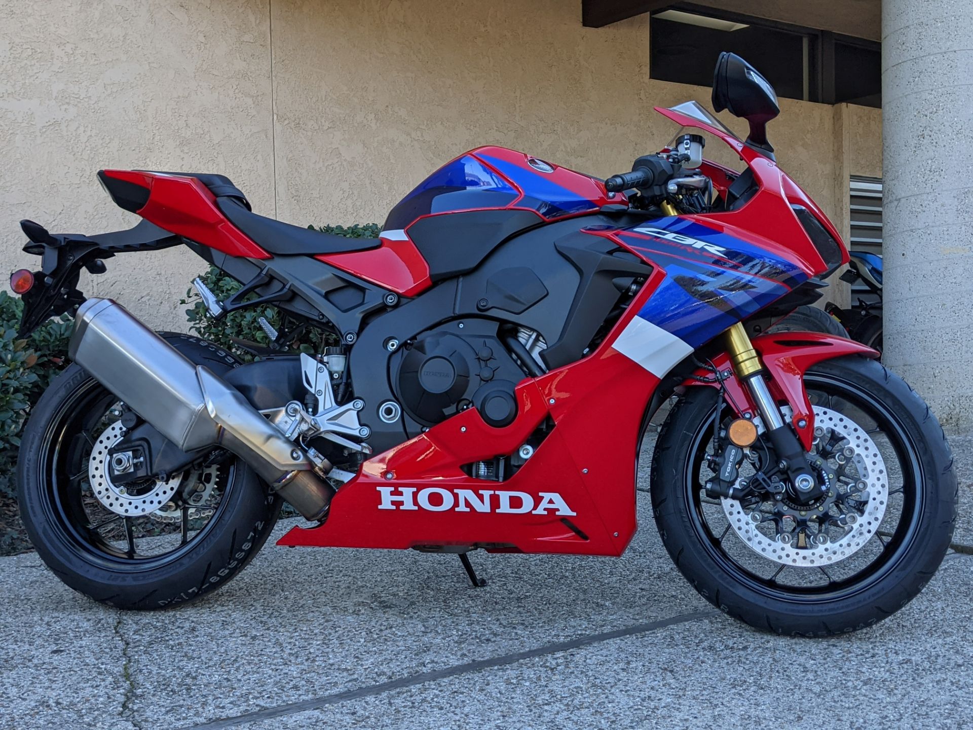 2022 Honda CBR1000RR in Goleta, California - Photo 2