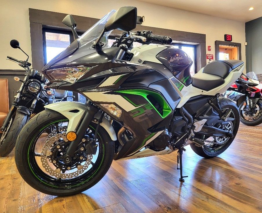 2022 Kawasaki Ninja 650 in Bartonsville, Pennsylvania - Photo 1