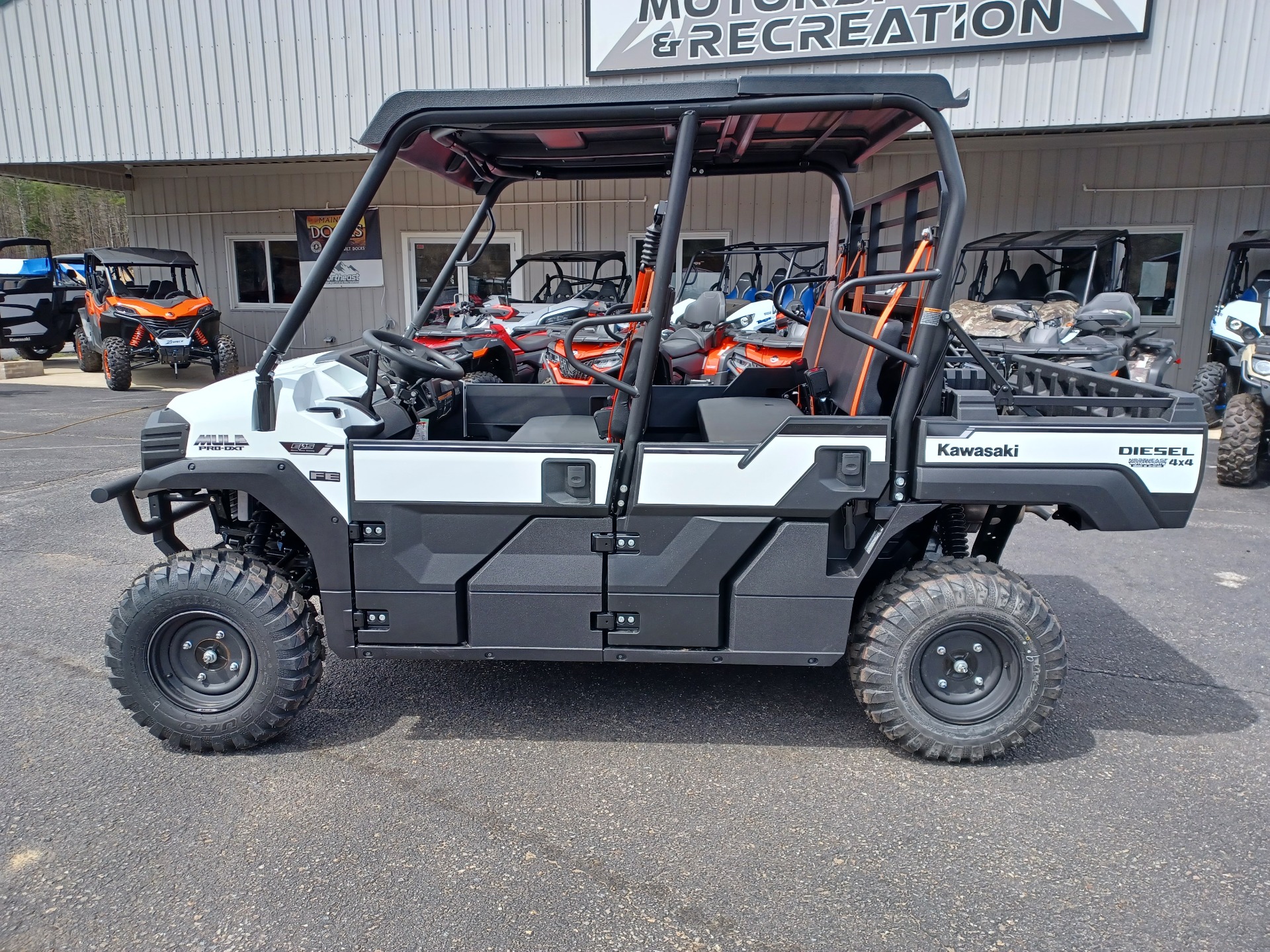 2024 Kawasaki MULE PRO-DXT FE DIESEL EPS in Lebanon, Maine - Photo 9