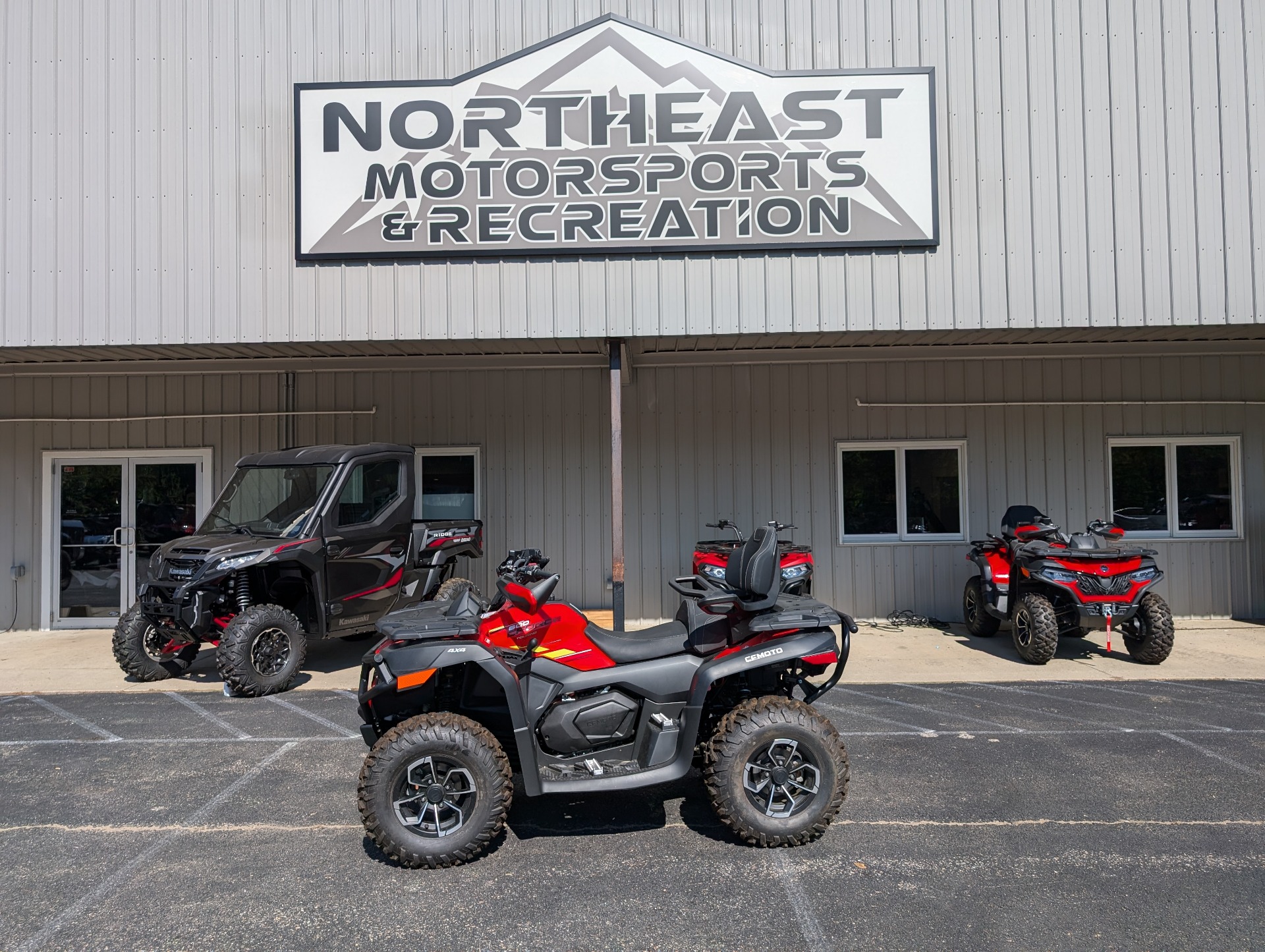 2024 CFMOTO CForce 600 Touring in Lebanon, Maine - Photo 1