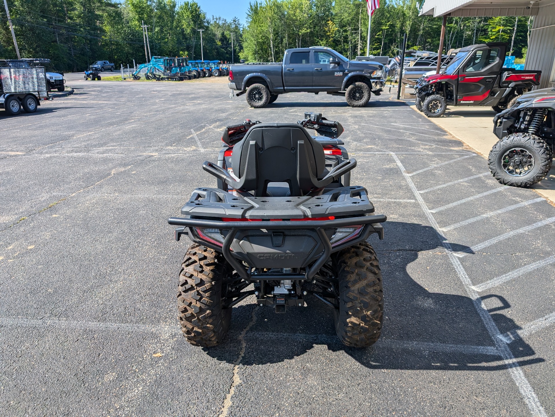 2024 CFMOTO CForce 600 Touring in Lebanon, Maine - Photo 6