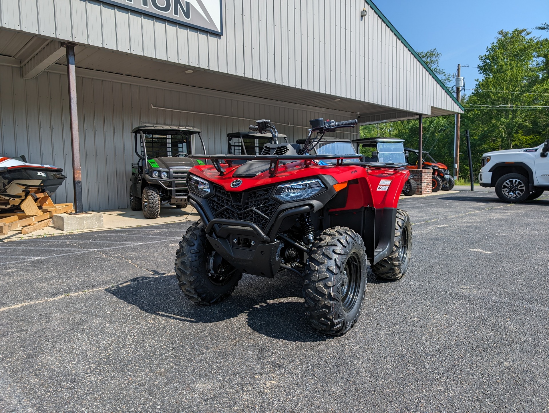 2024 CFMOTO CForce 400 in Lebanon, Maine - Photo 2