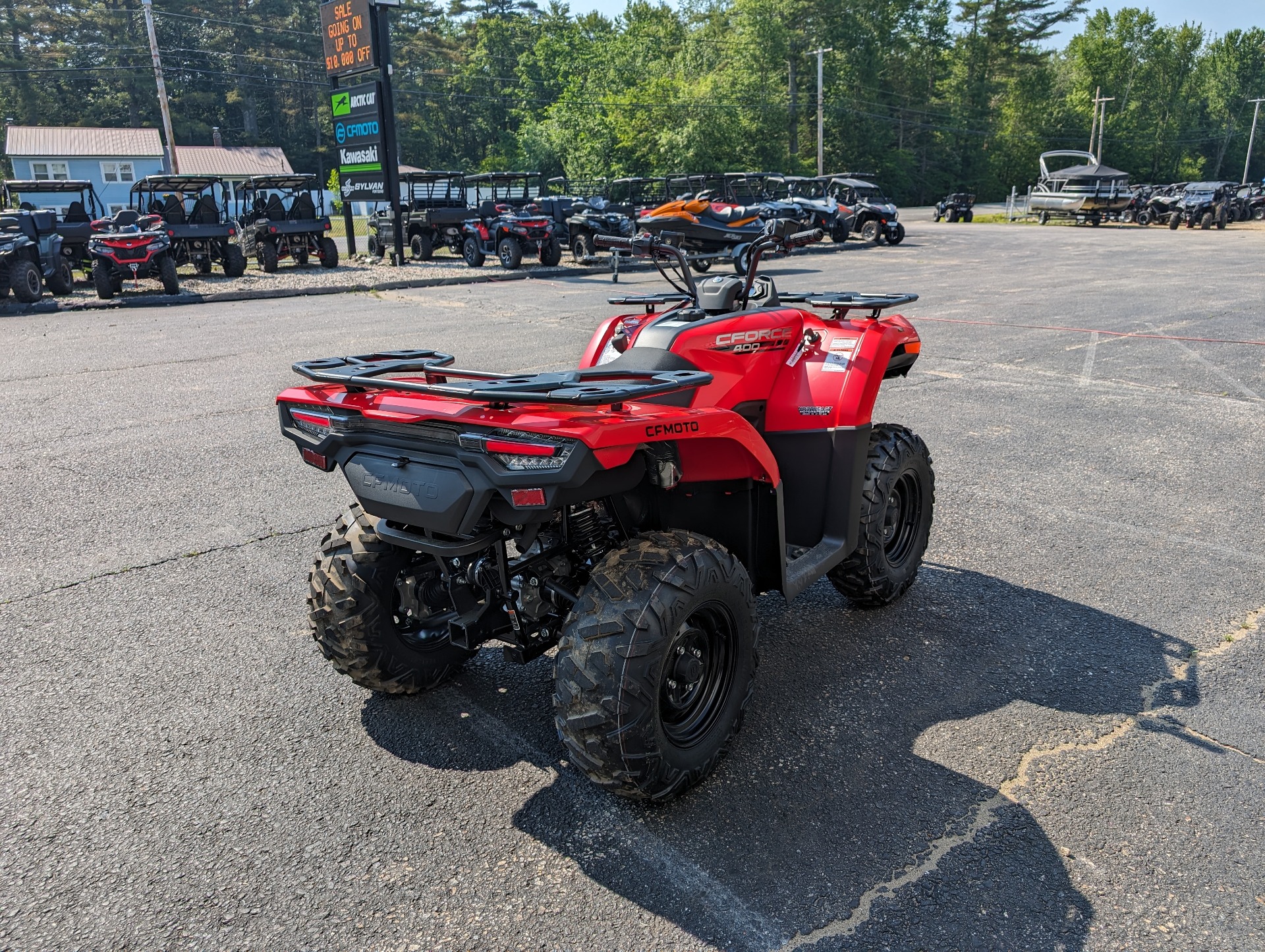 2024 CFMOTO CForce 400 in Lebanon, Maine - Photo 6